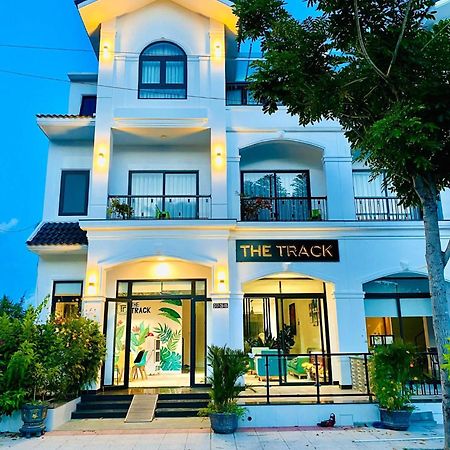 The Track Homestay - Near Bai Dai Beach Cam Lam Экстерьер фото