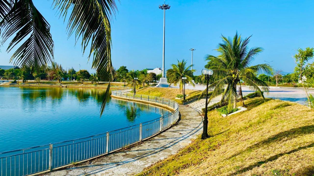 The Track Homestay - Near Bai Dai Beach Cam Lam Экстерьер фото