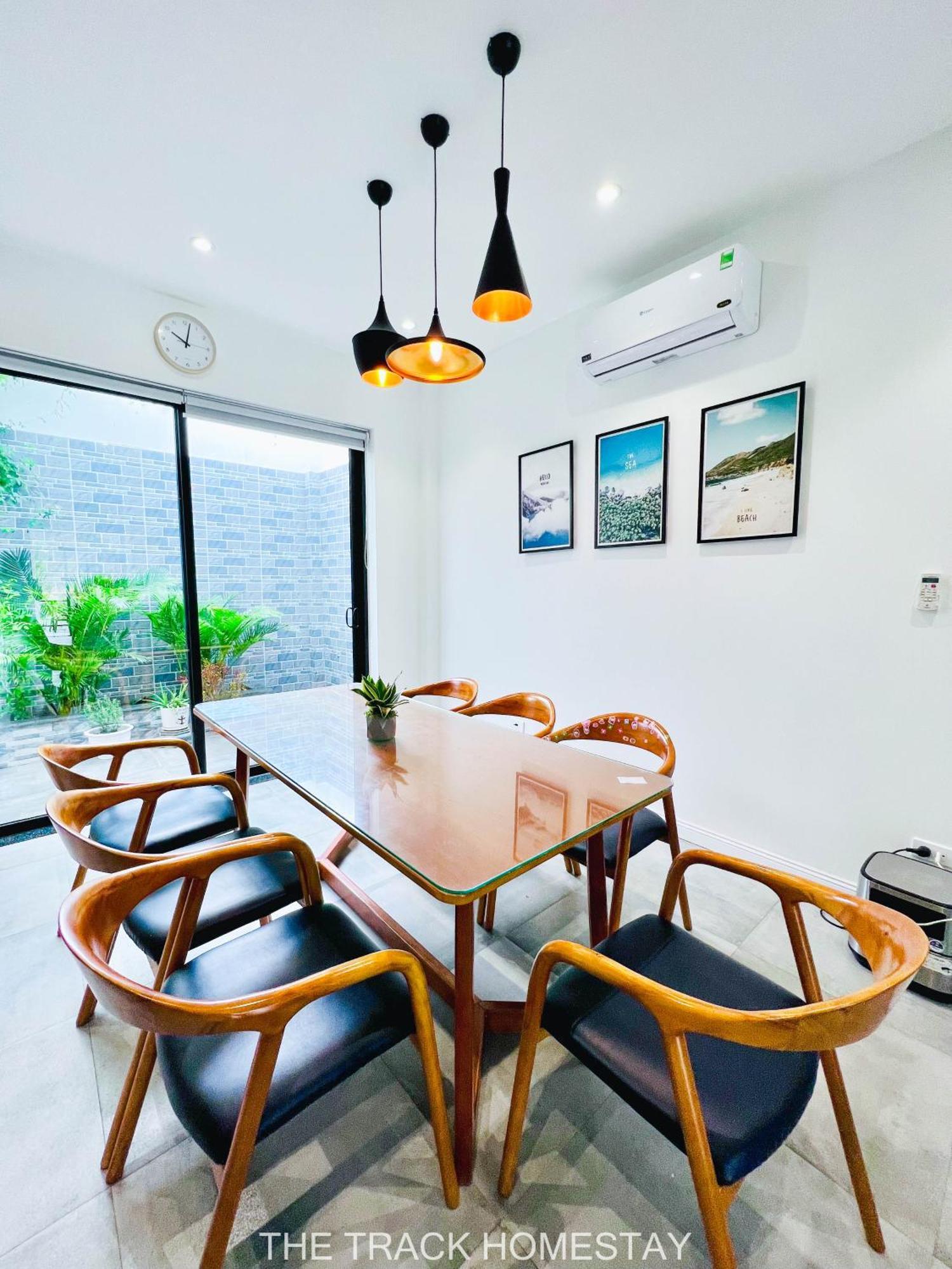 The Track Homestay - Near Bai Dai Beach Cam Lam Экстерьер фото